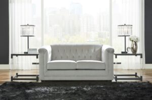 Josanna Loveseat