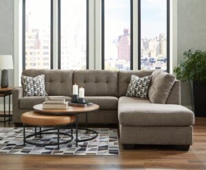 Mahoney 2-Piece Sectional with Chaise